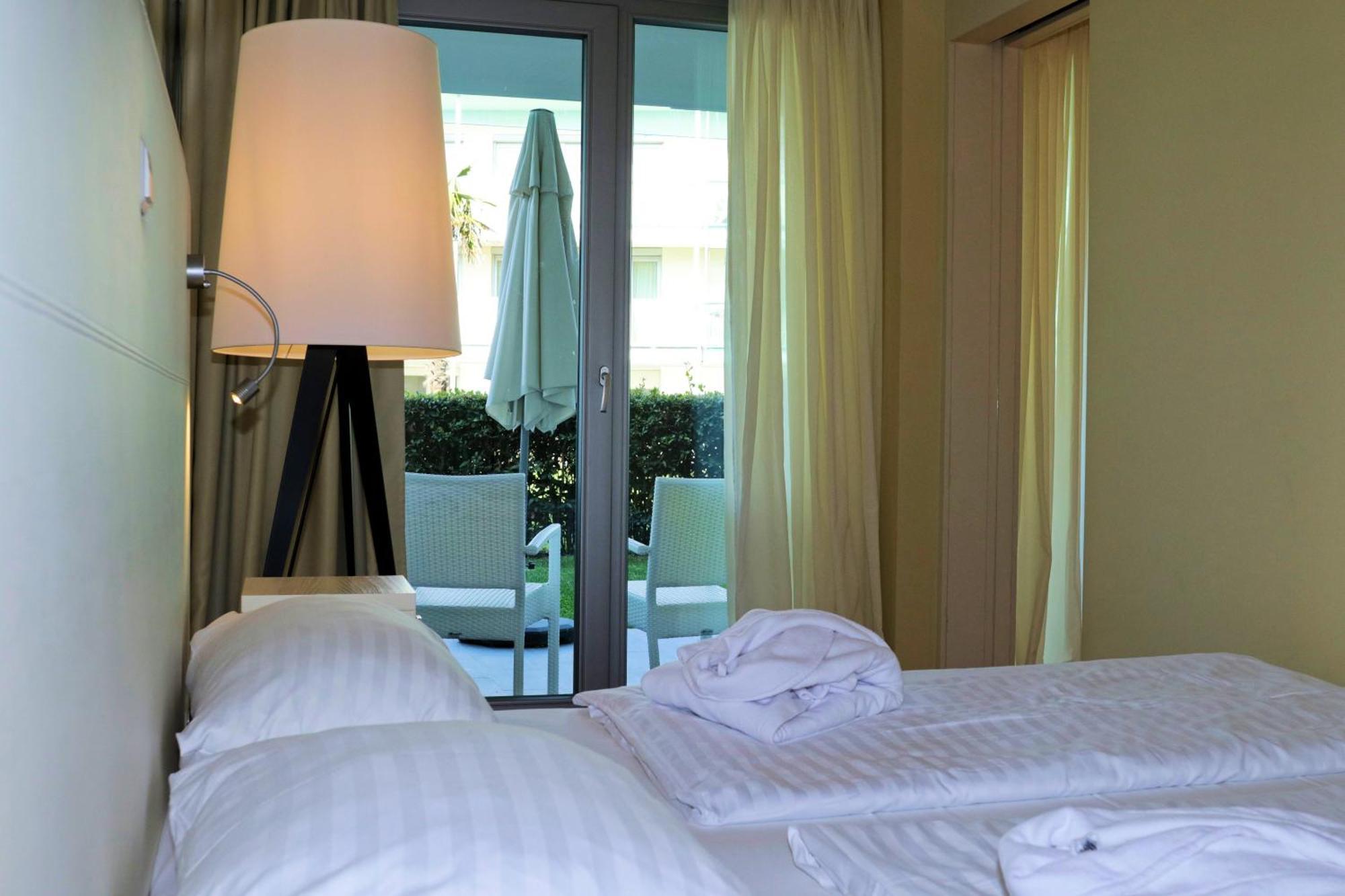Nikola Luxury Apartments Senia 佩特坎内 外观 照片
