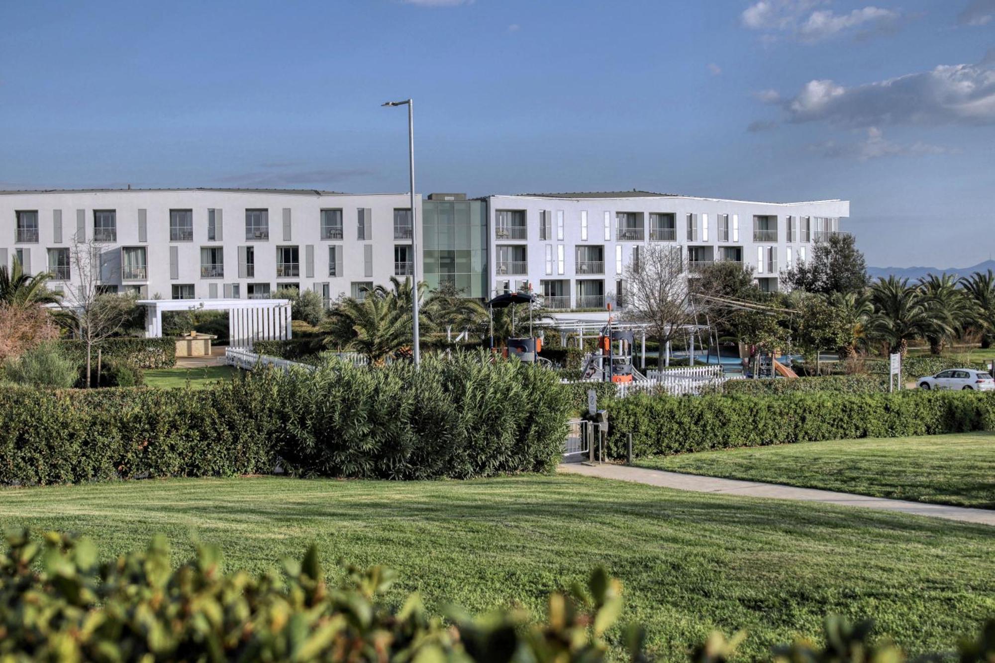 Nikola Luxury Apartments Senia 佩特坎内 外观 照片